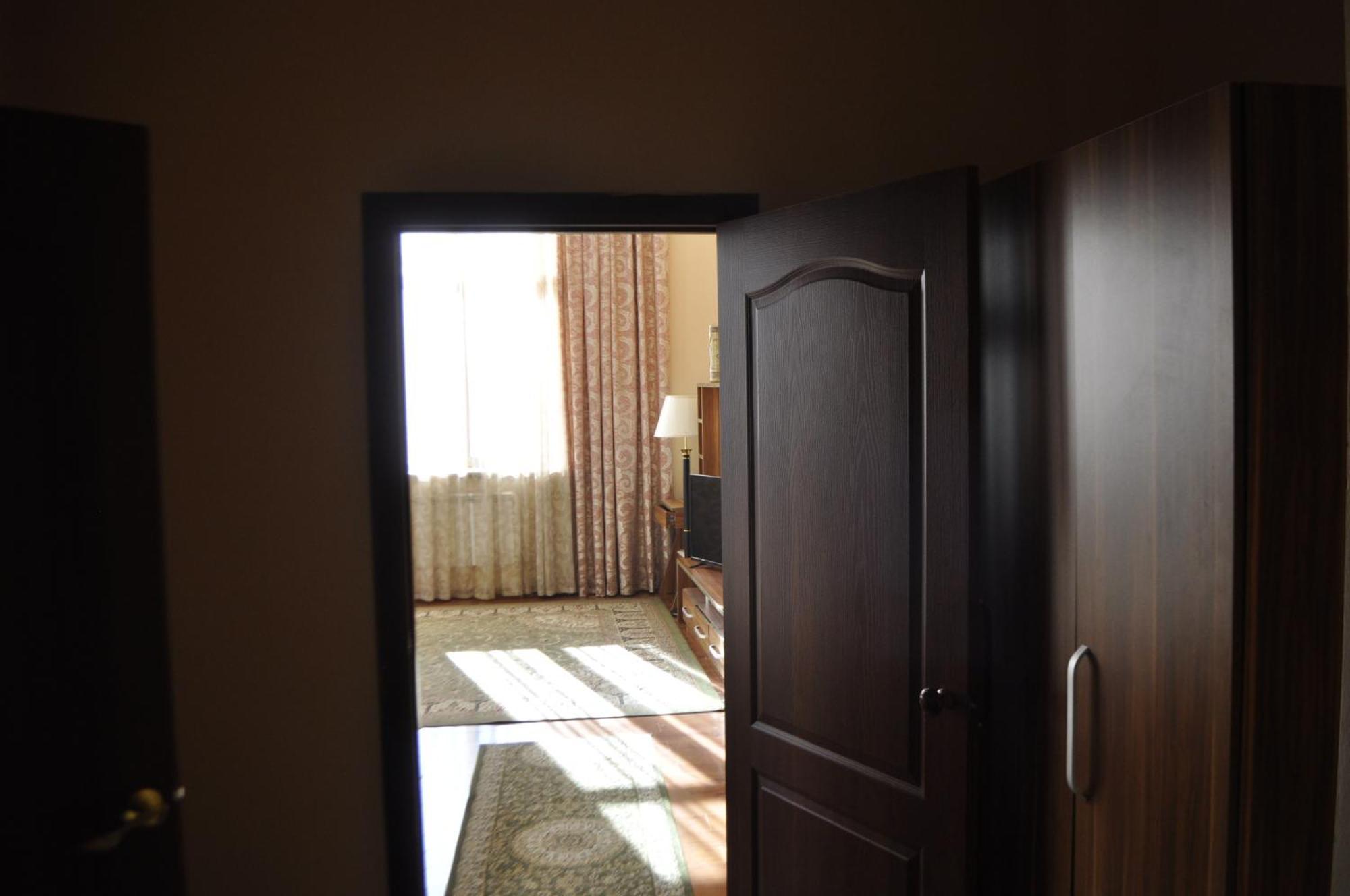 Hotel Эдельвейс à Almaty Extérieur photo