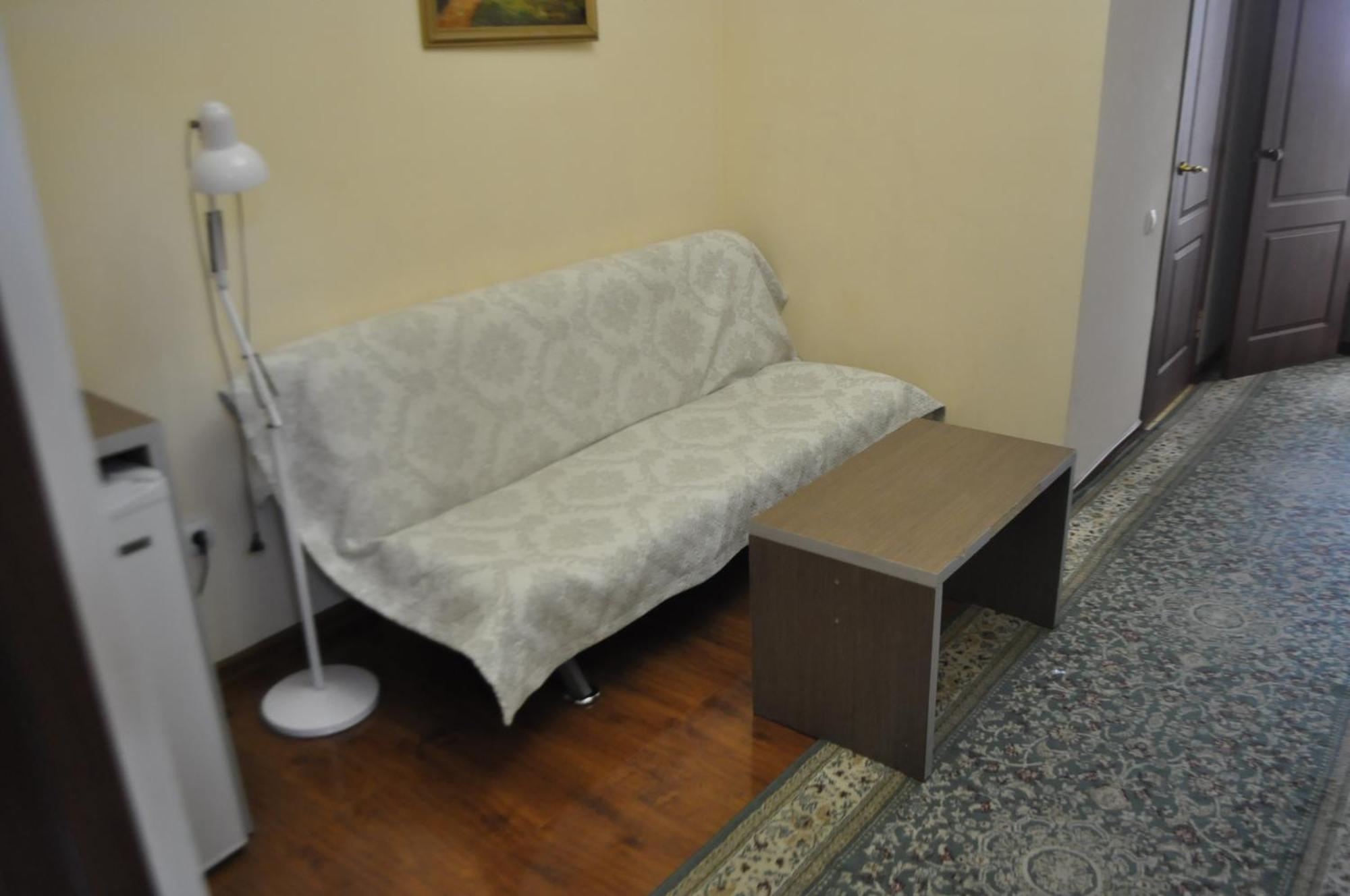 Hotel Эдельвейс à Almaty Extérieur photo
