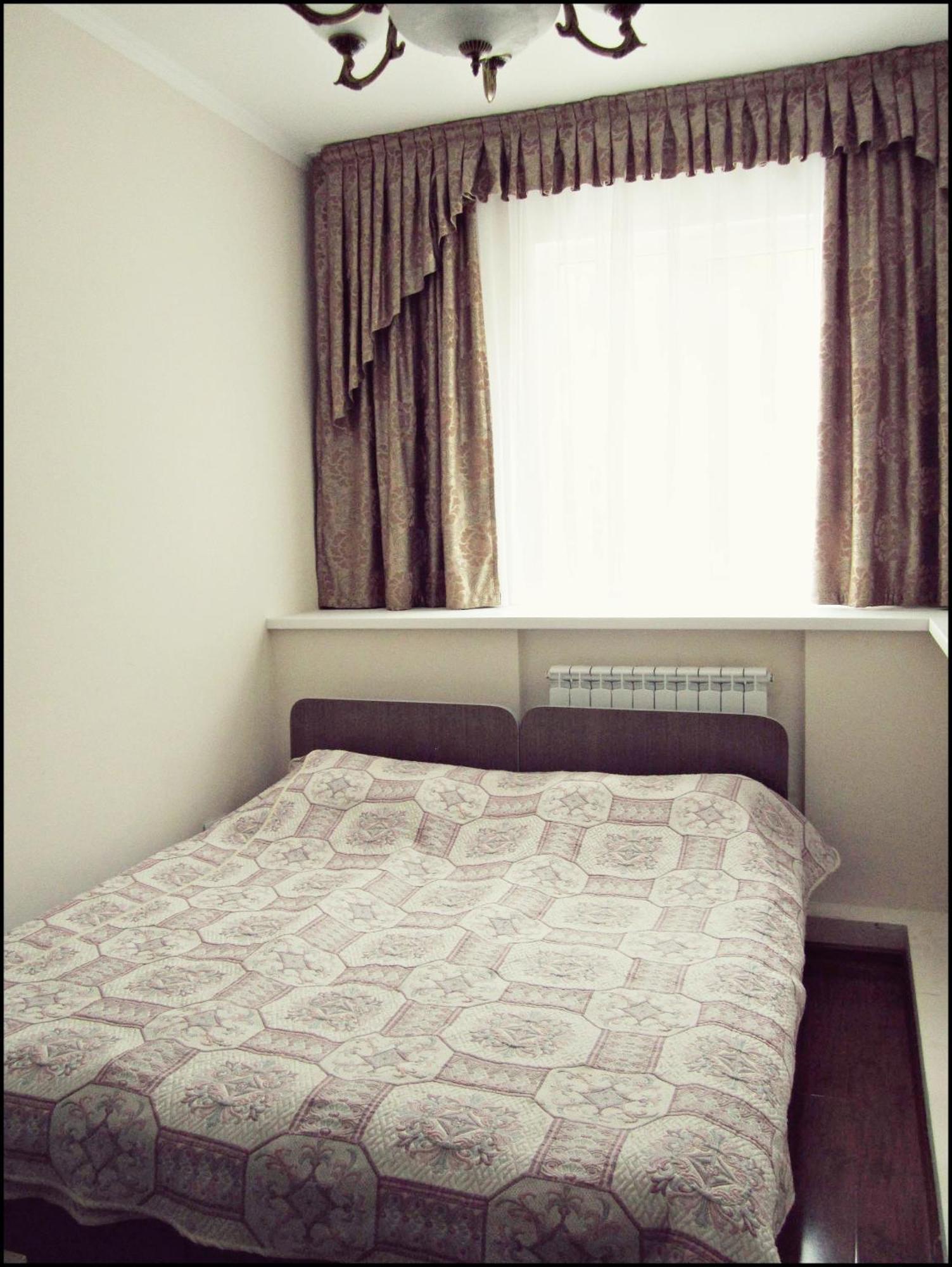 Hotel Эдельвейс à Almaty Extérieur photo